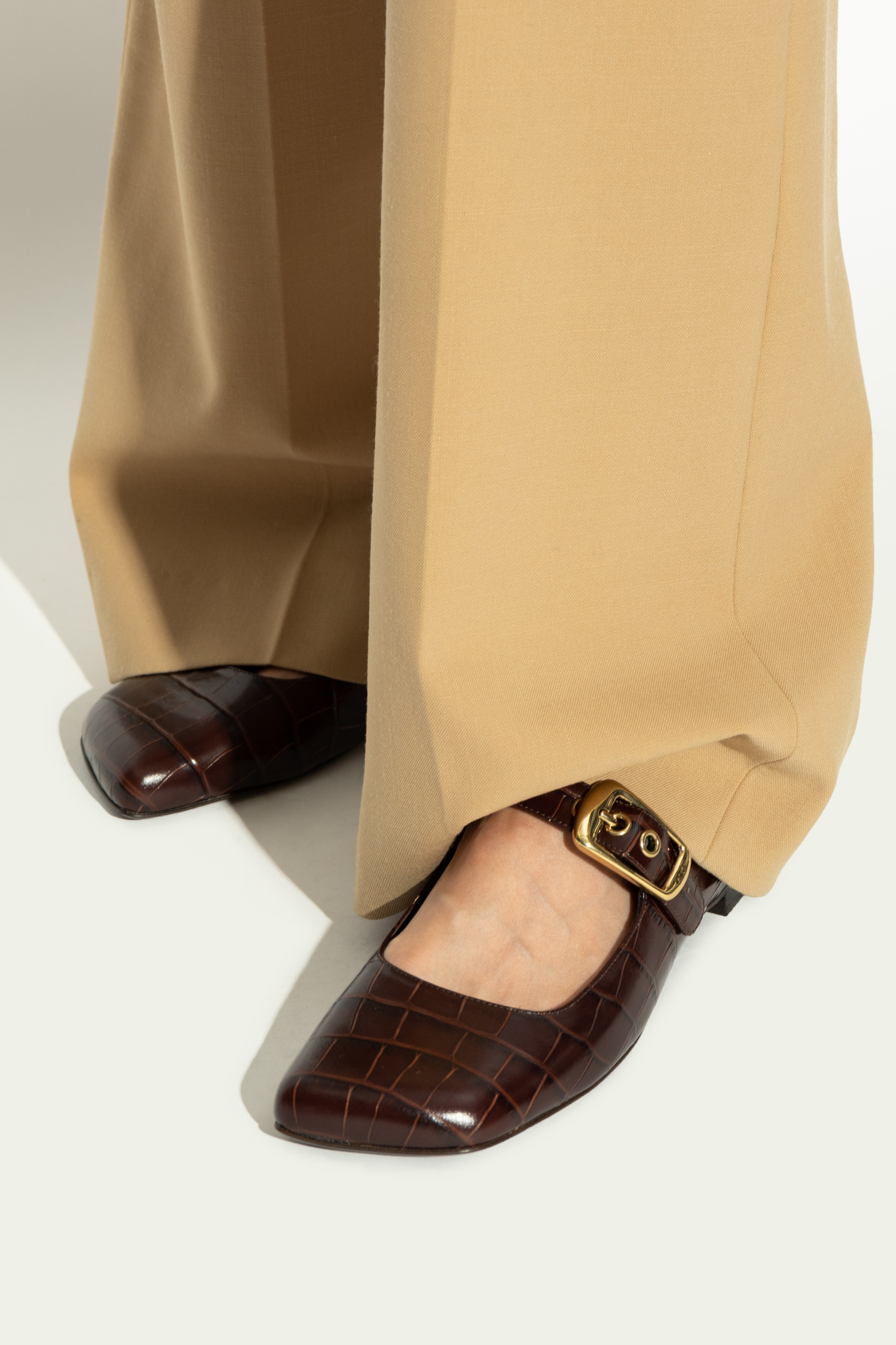 【関税＆送料込み】ChloAC 'Polly' Ballet Flats Chloé 'polly' Ballet Flats | italist